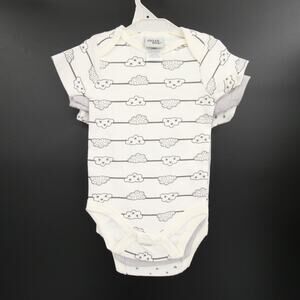 Chick Pea Baby Bodysuit Clouds Stars Short Sleeve Cotton Crew Neck 3-6 Months